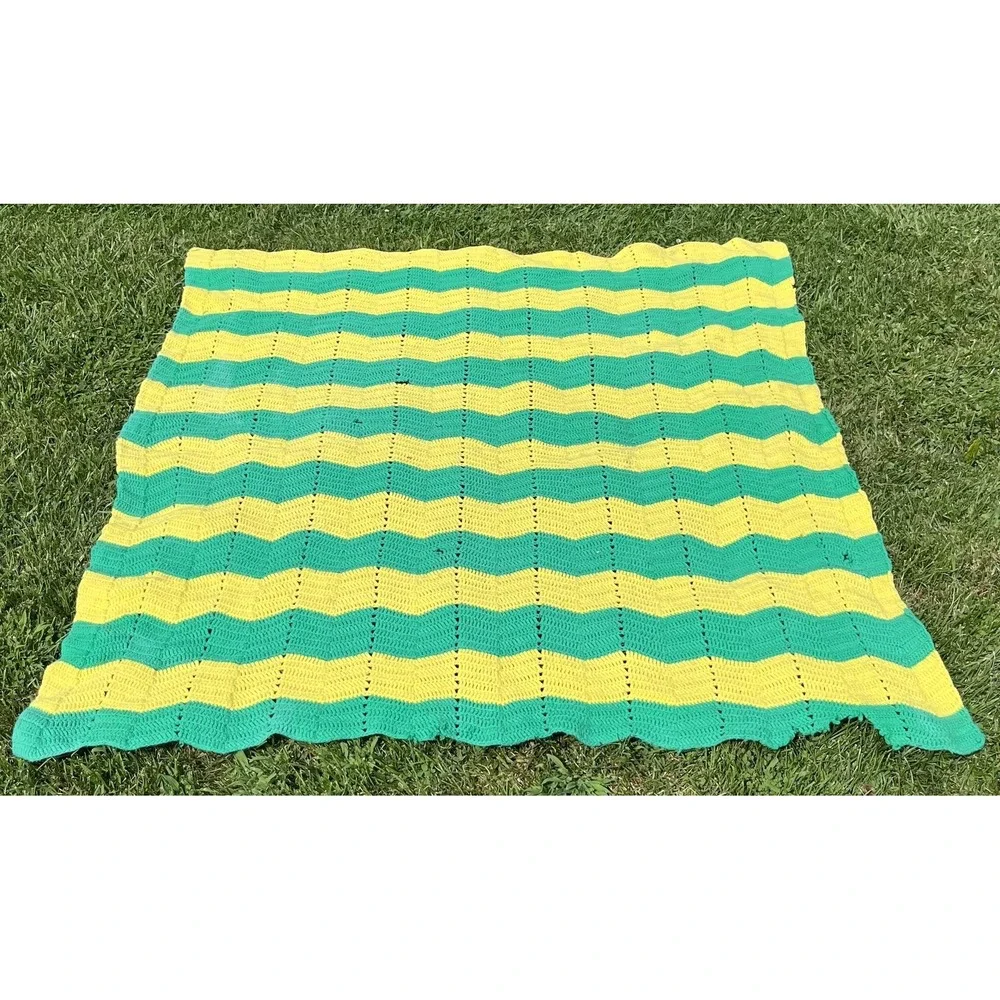 Vintage Handmade Crochet Zig Zag Afghan Blanket Throw Lap Blanket 1970s Retro De